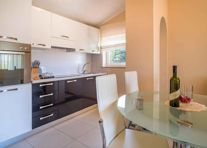 Apartman In - Insel Krk 43328 Vantacici